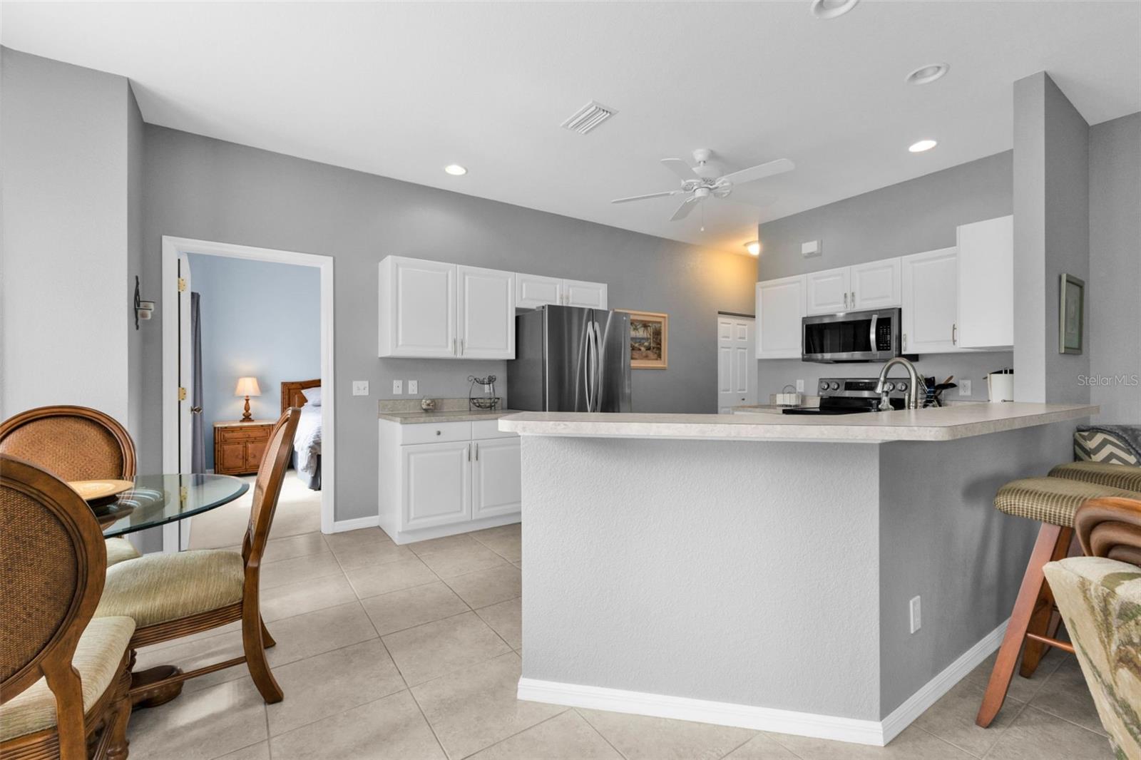 25538 HERITAGE LAKE BLVD