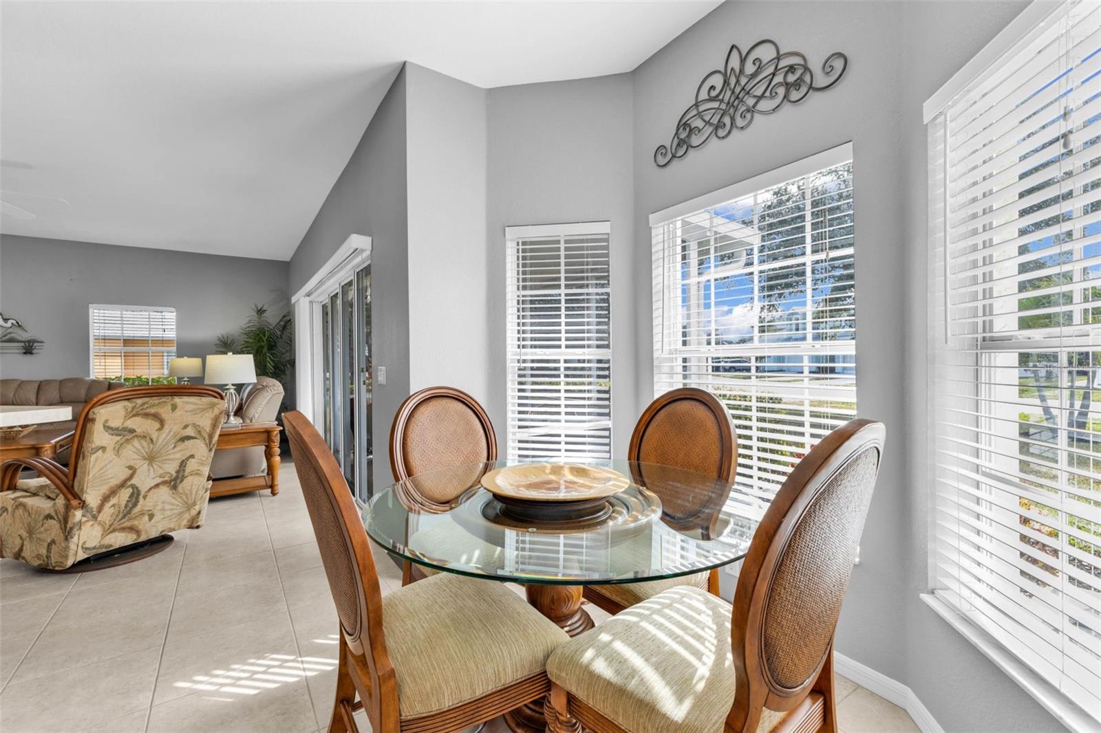 25538 HERITAGE LAKE BLVD