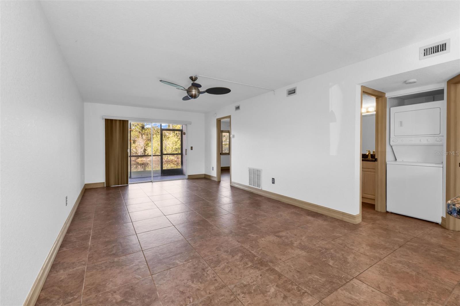 25050 SANDHILL BLVD #5A2