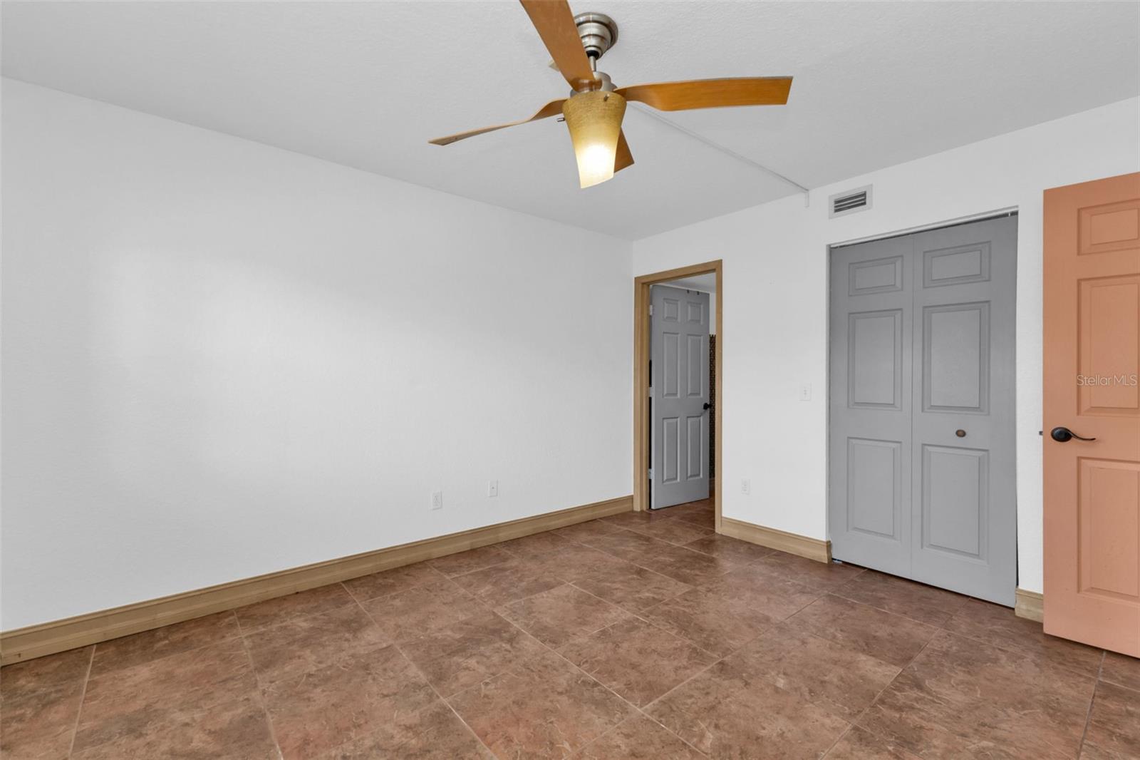 25050 SANDHILL BLVD #5A2