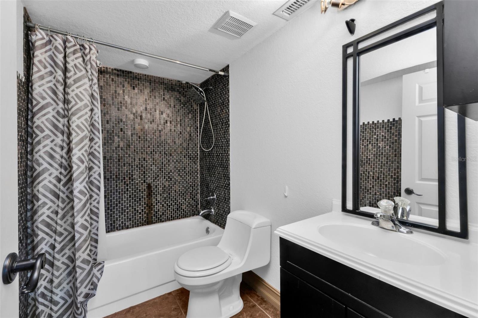 25050 SANDHILL BLVD #5A2