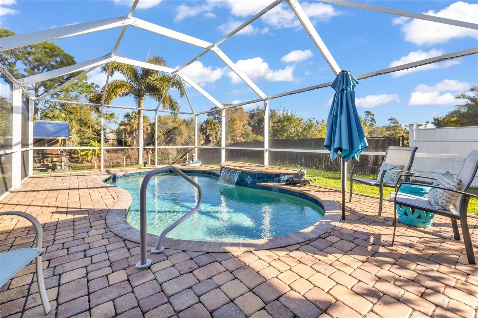 23232 PEACHLAND BLVD