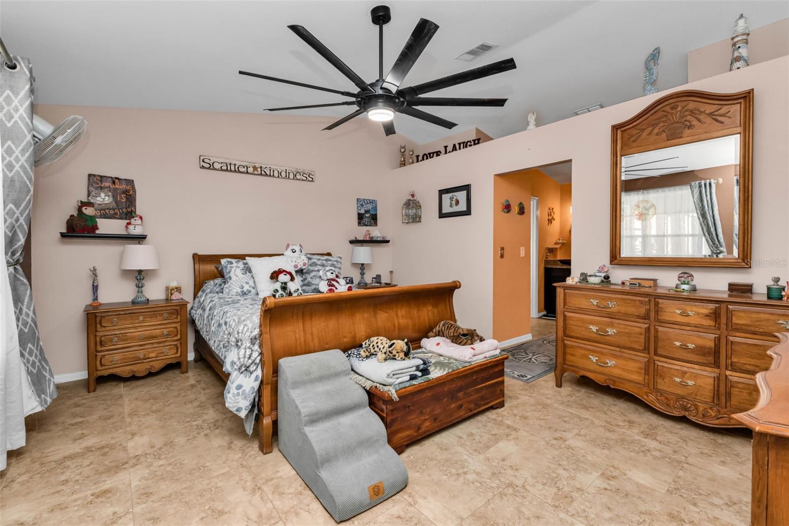 23232 PEACHLAND BLVD