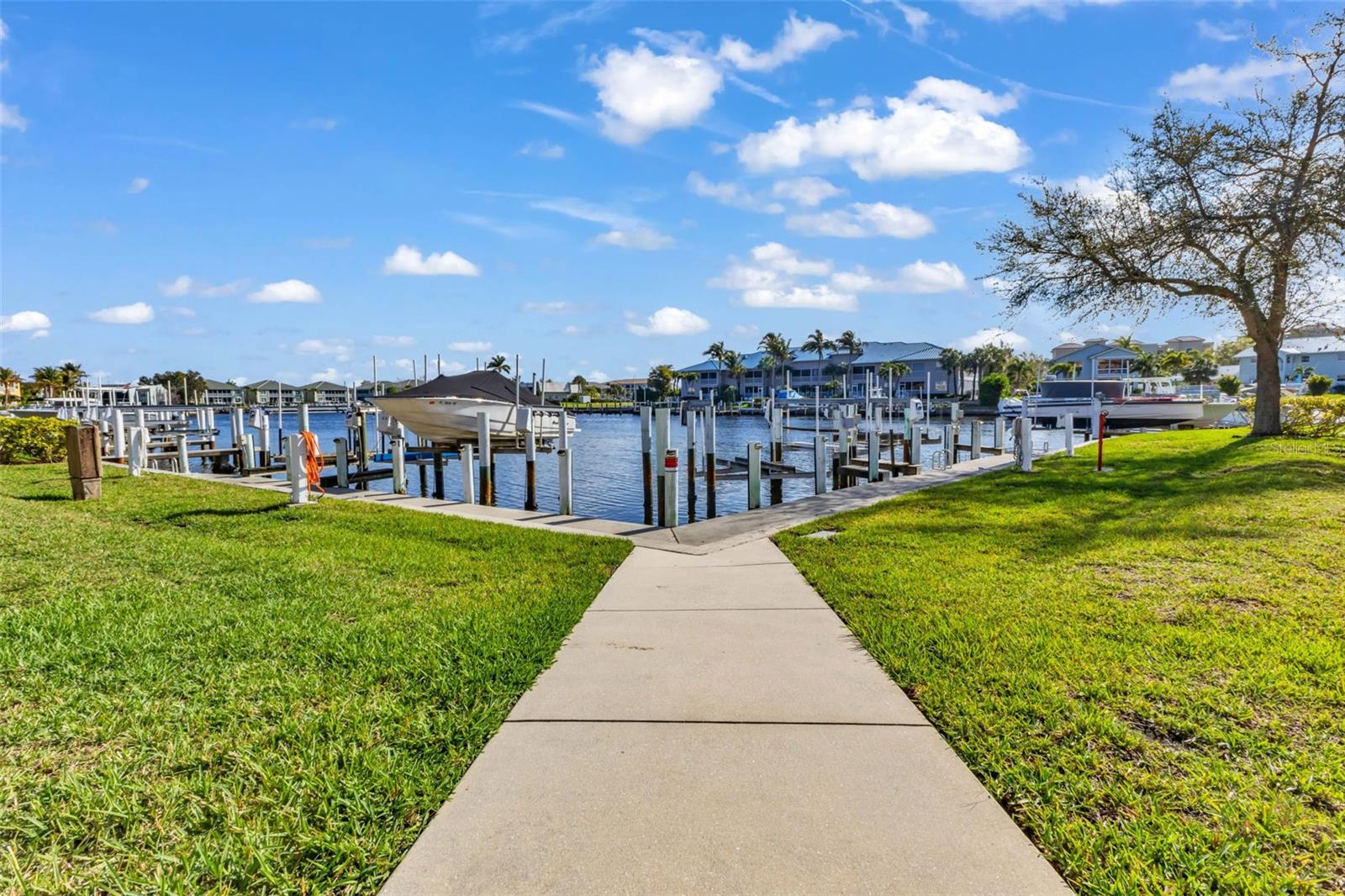 3322 PURPLE MARTIN DR #125