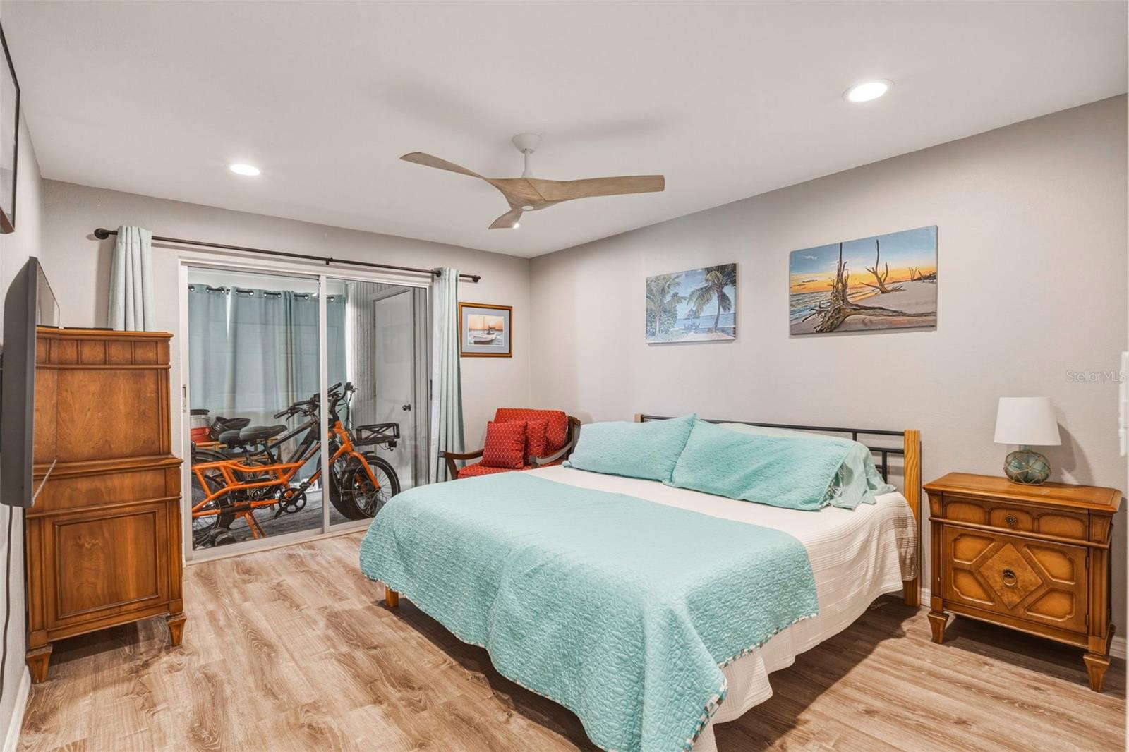 22375 EDGEWATER DR #224