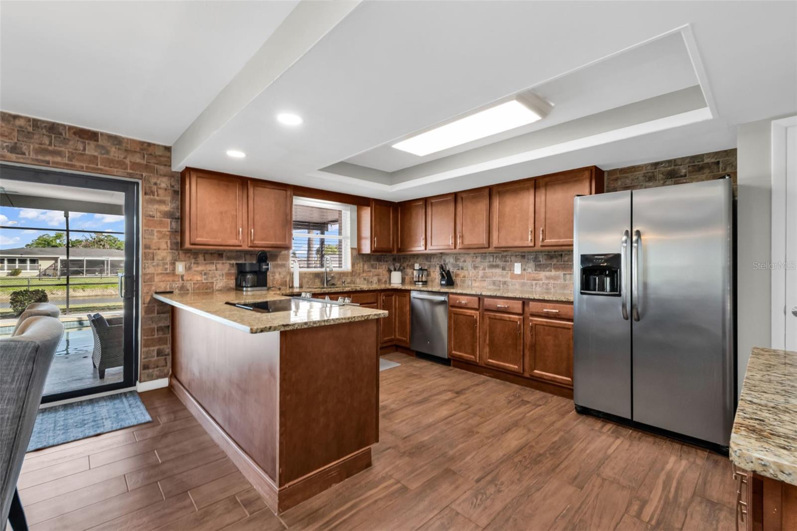 18 ANNAPOLIS LN
