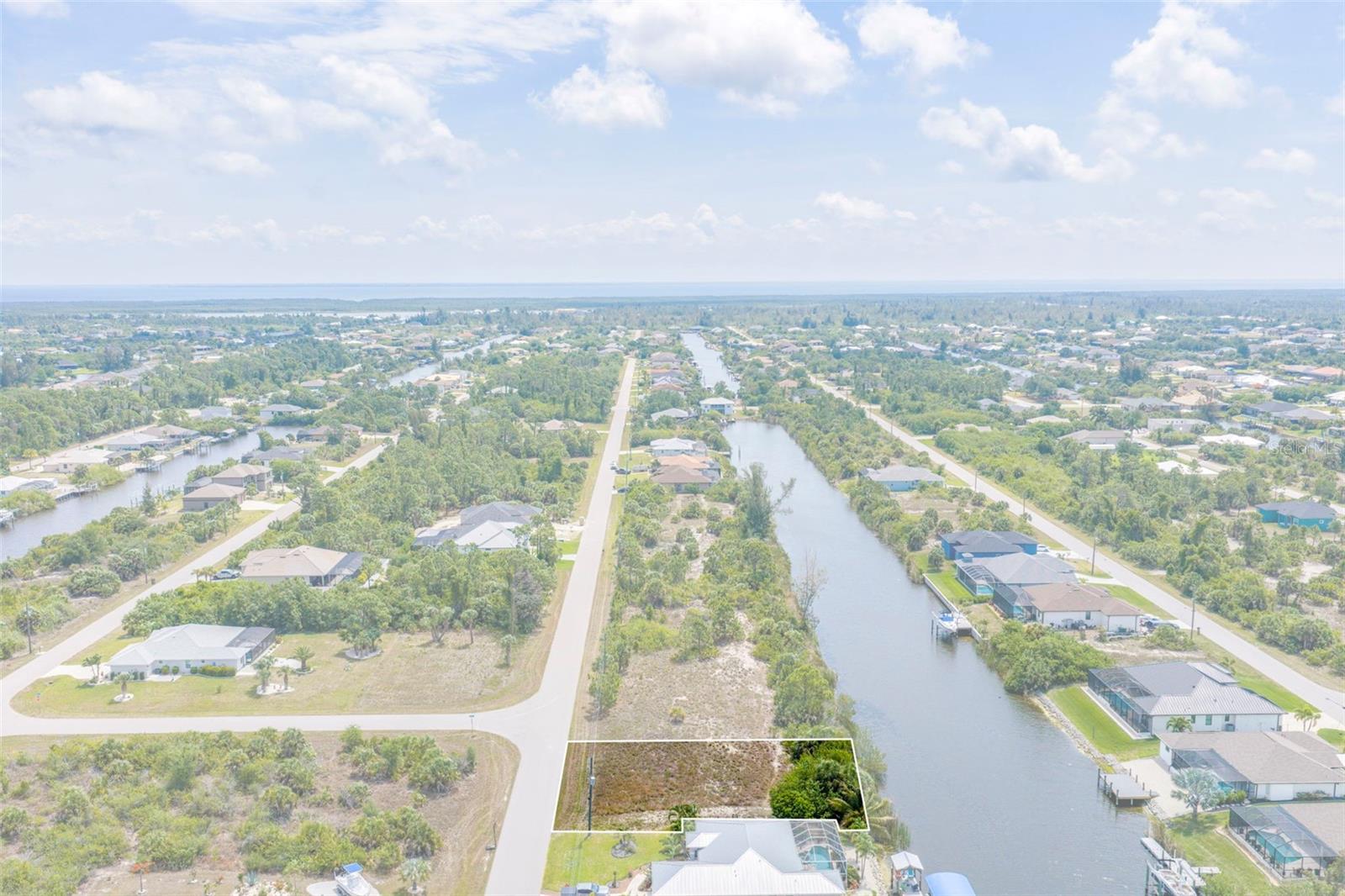 15424 HENNIPEN CIR