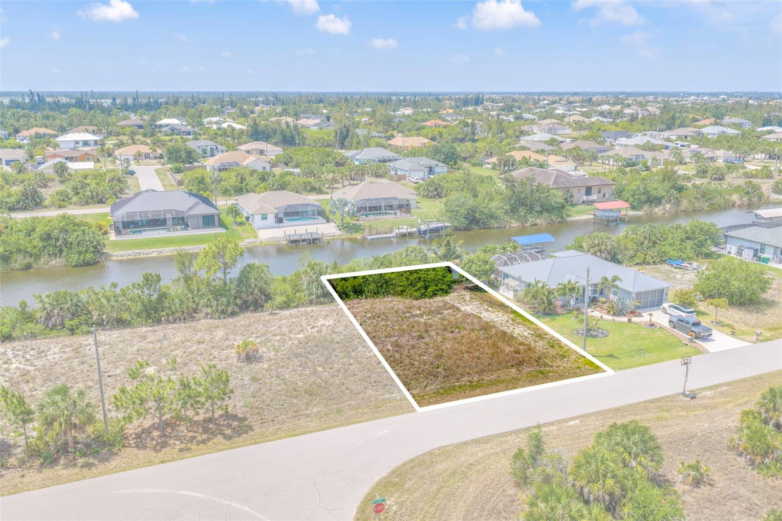 15424 HENNIPEN CIR