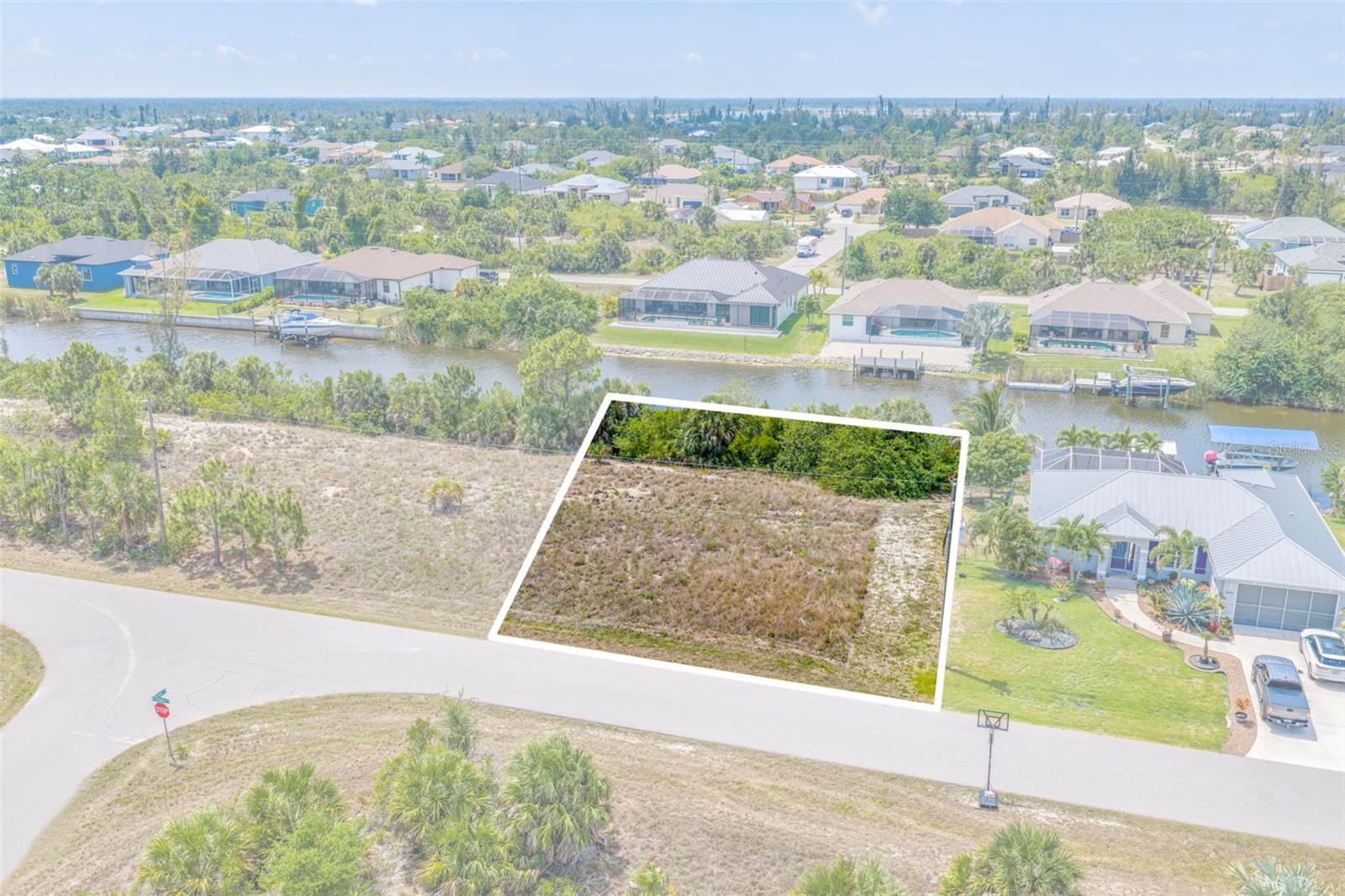 15424 HENNIPEN CIR