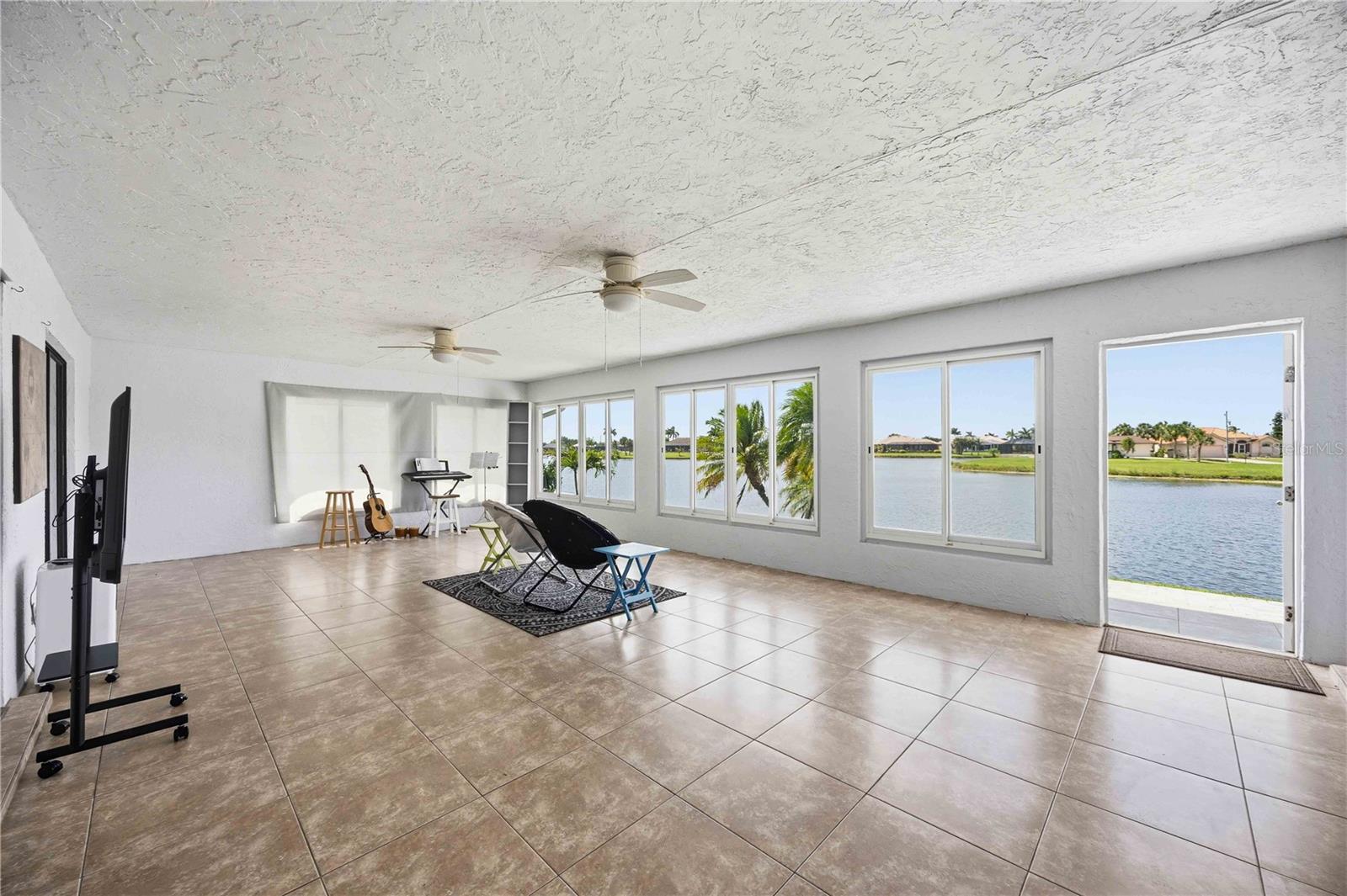 24303 CONTRA COSTA LN