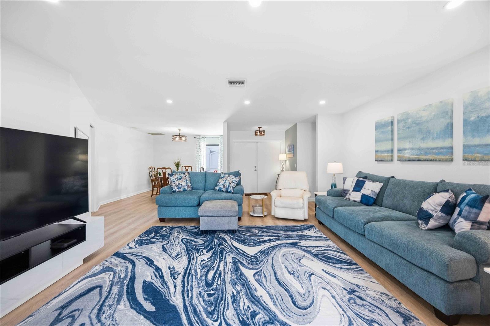 24303 CONTRA COSTA LN