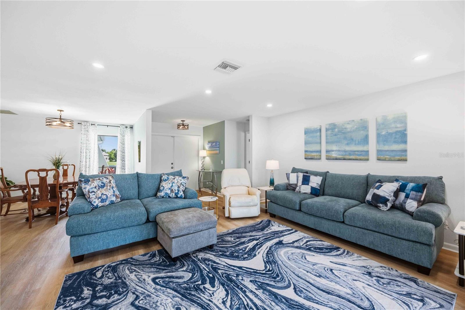 24303 CONTRA COSTA LN