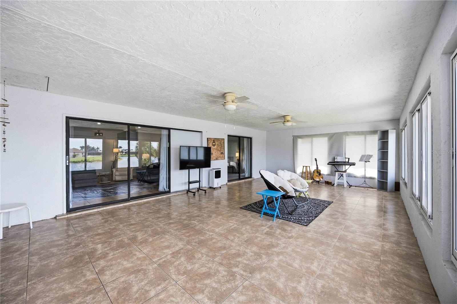 24303 CONTRA COSTA LN