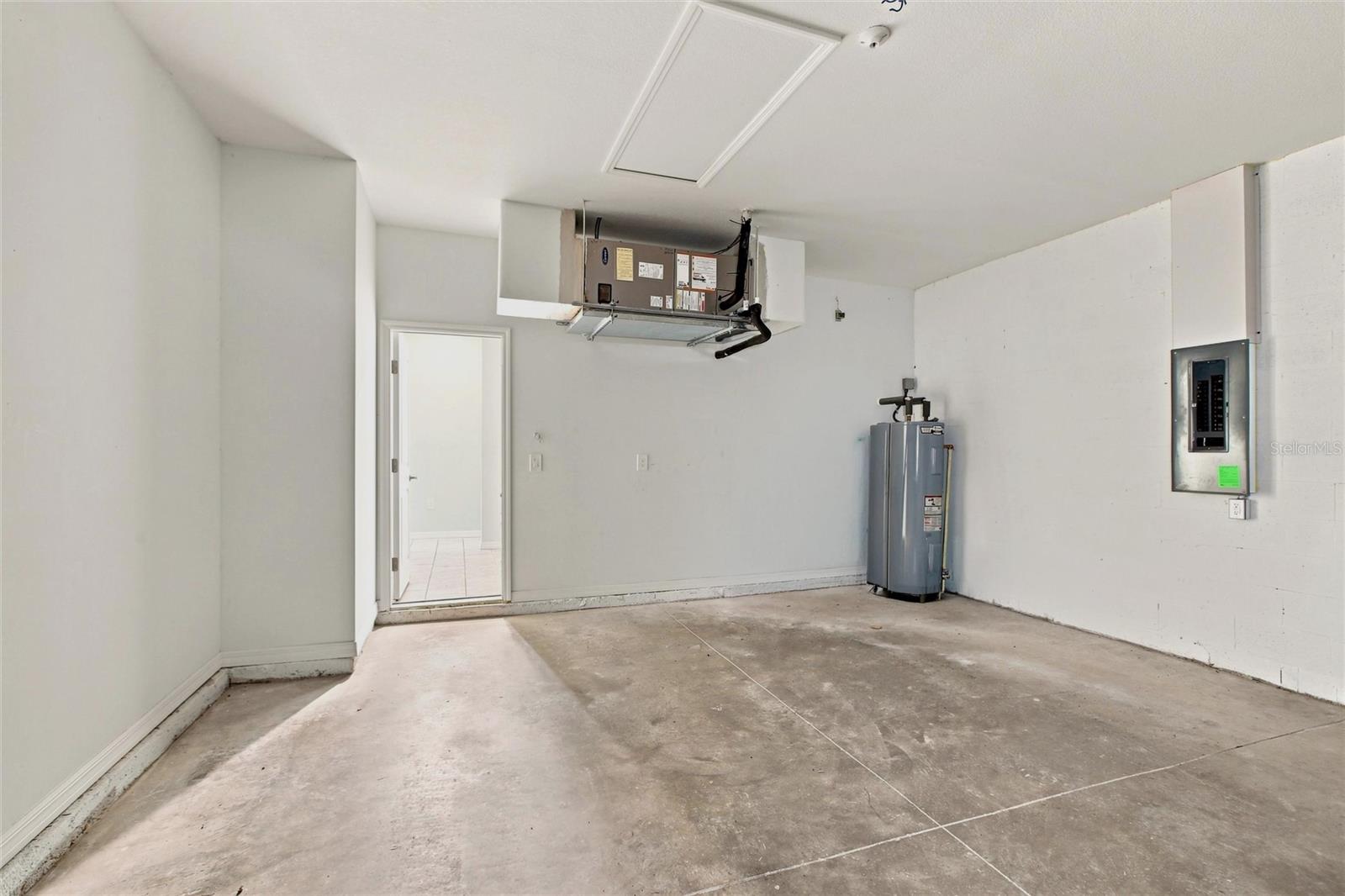 218 CAYUGA ST