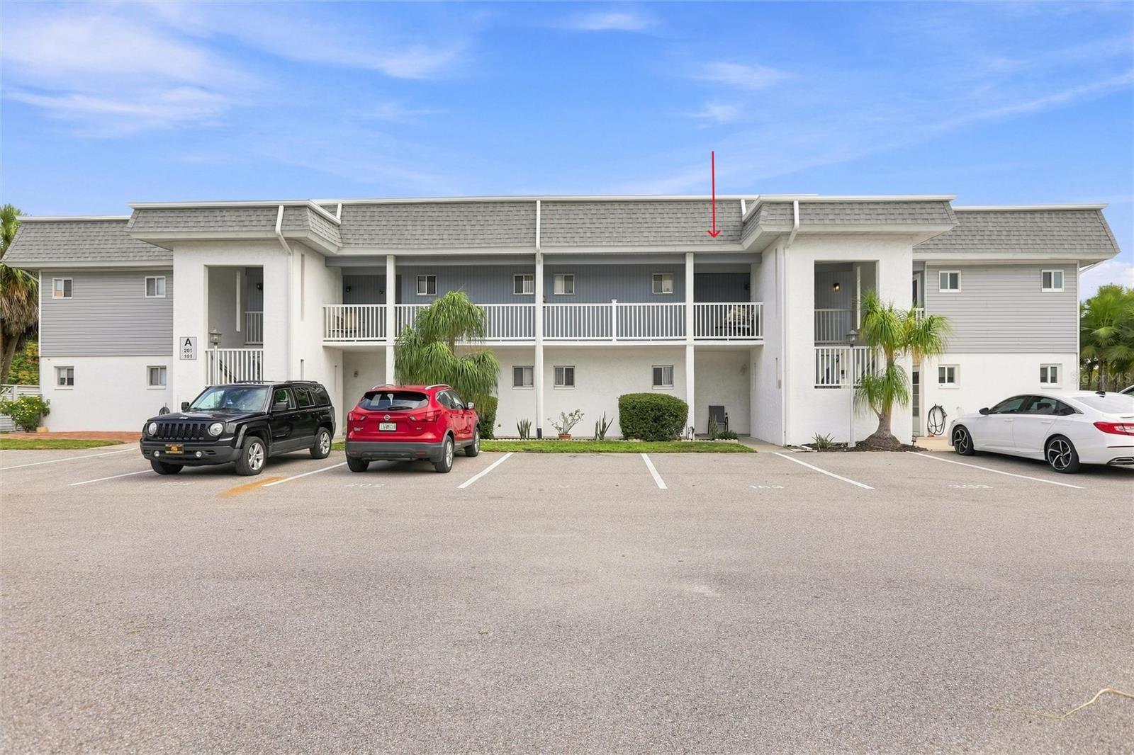 22375 EDGEWATER DR #204