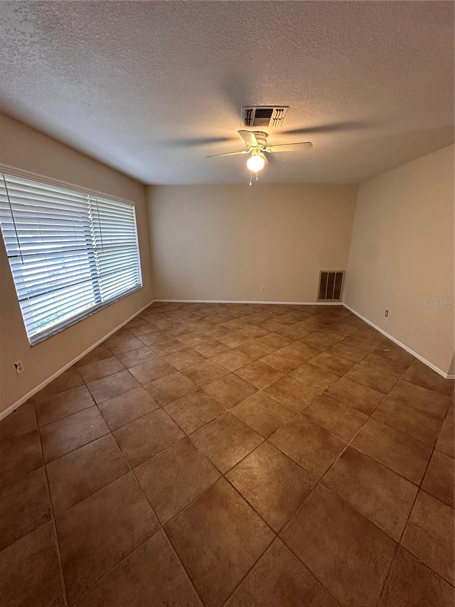 16842 TOLEDO BLADE BLVD