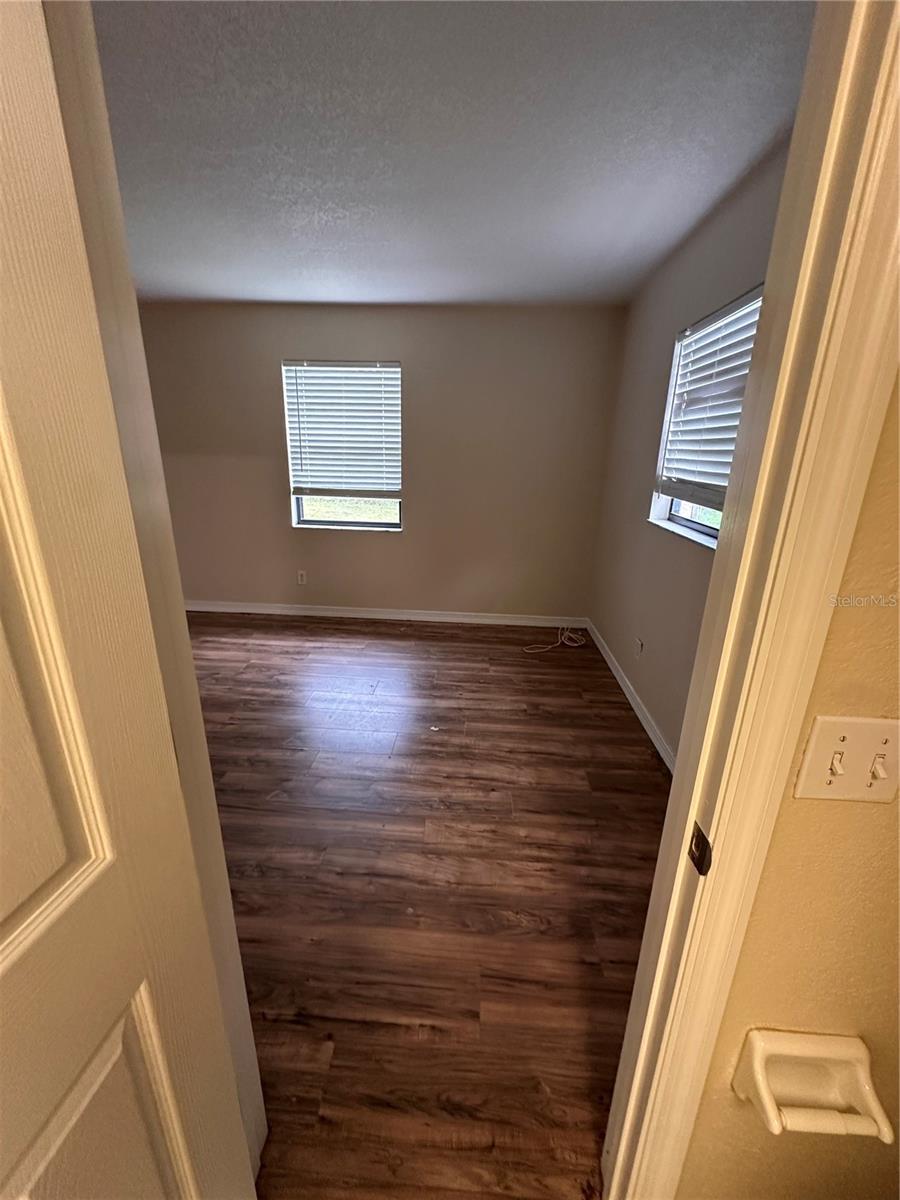 16842 TOLEDO BLADE BLVD