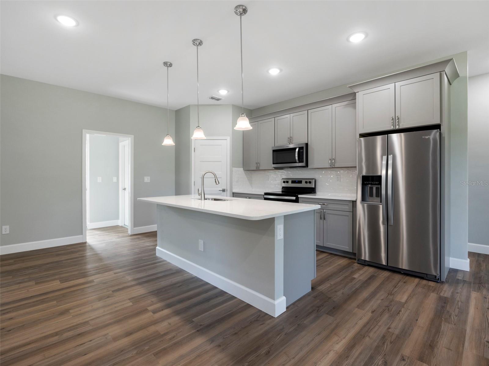 3215 DOUGLAS RD