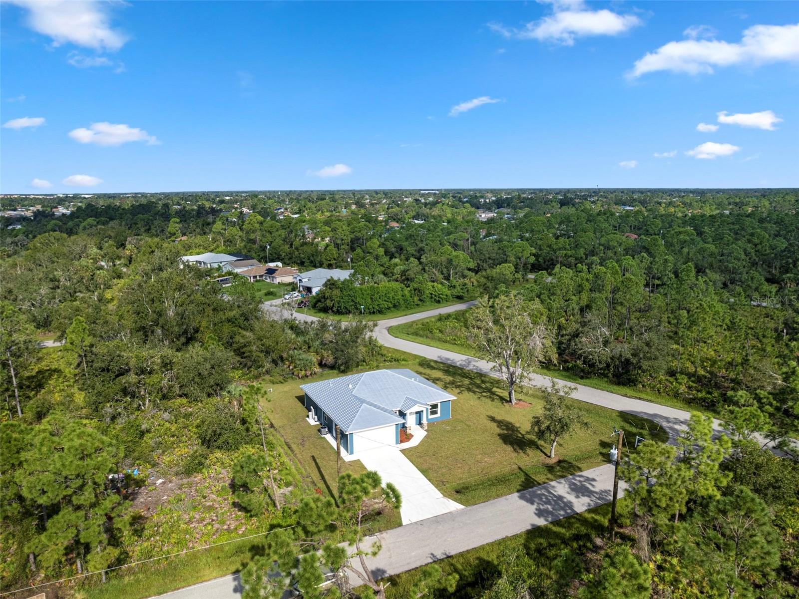 3215 DOUGLAS RD