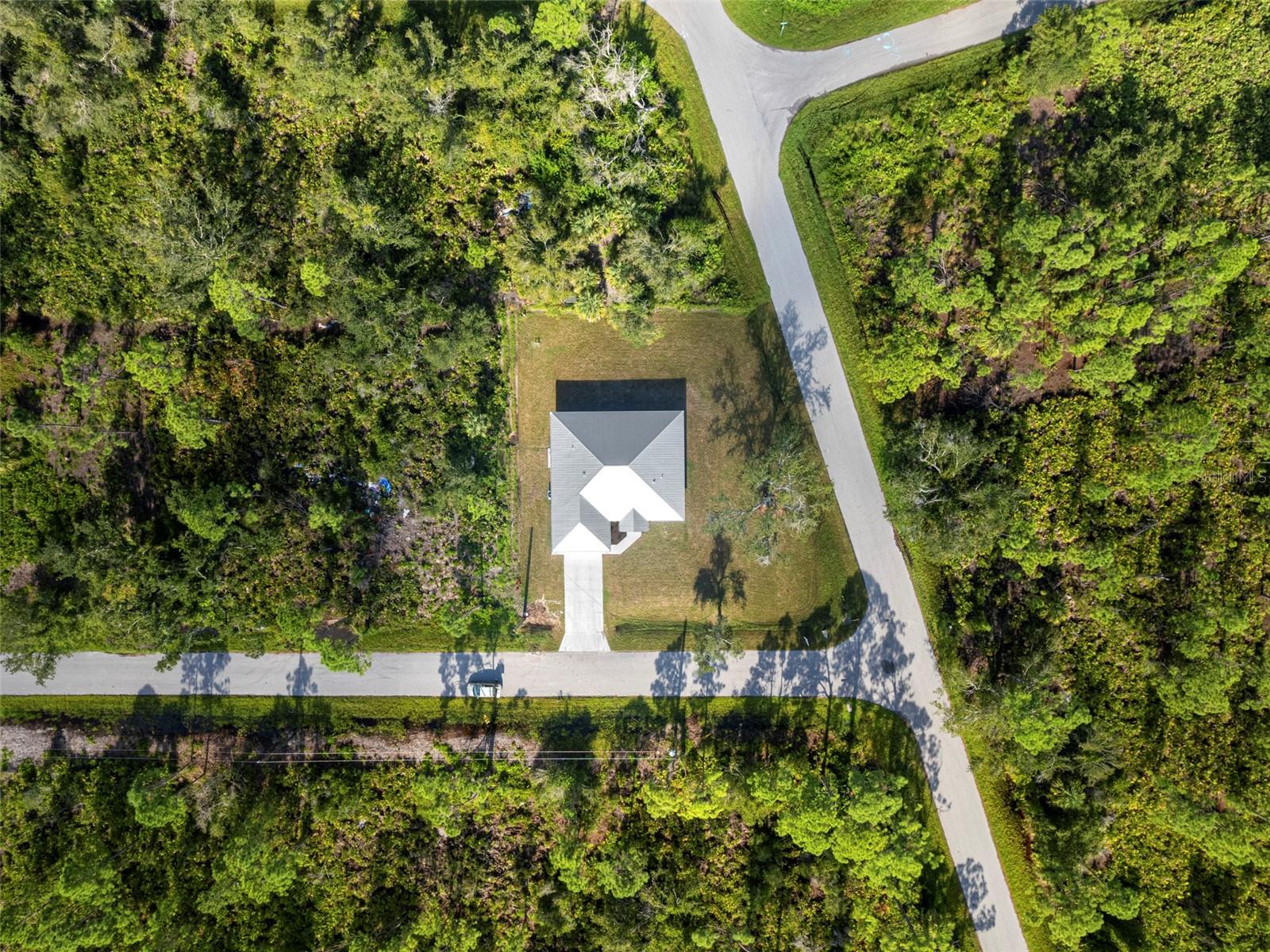 3215 DOUGLAS RD