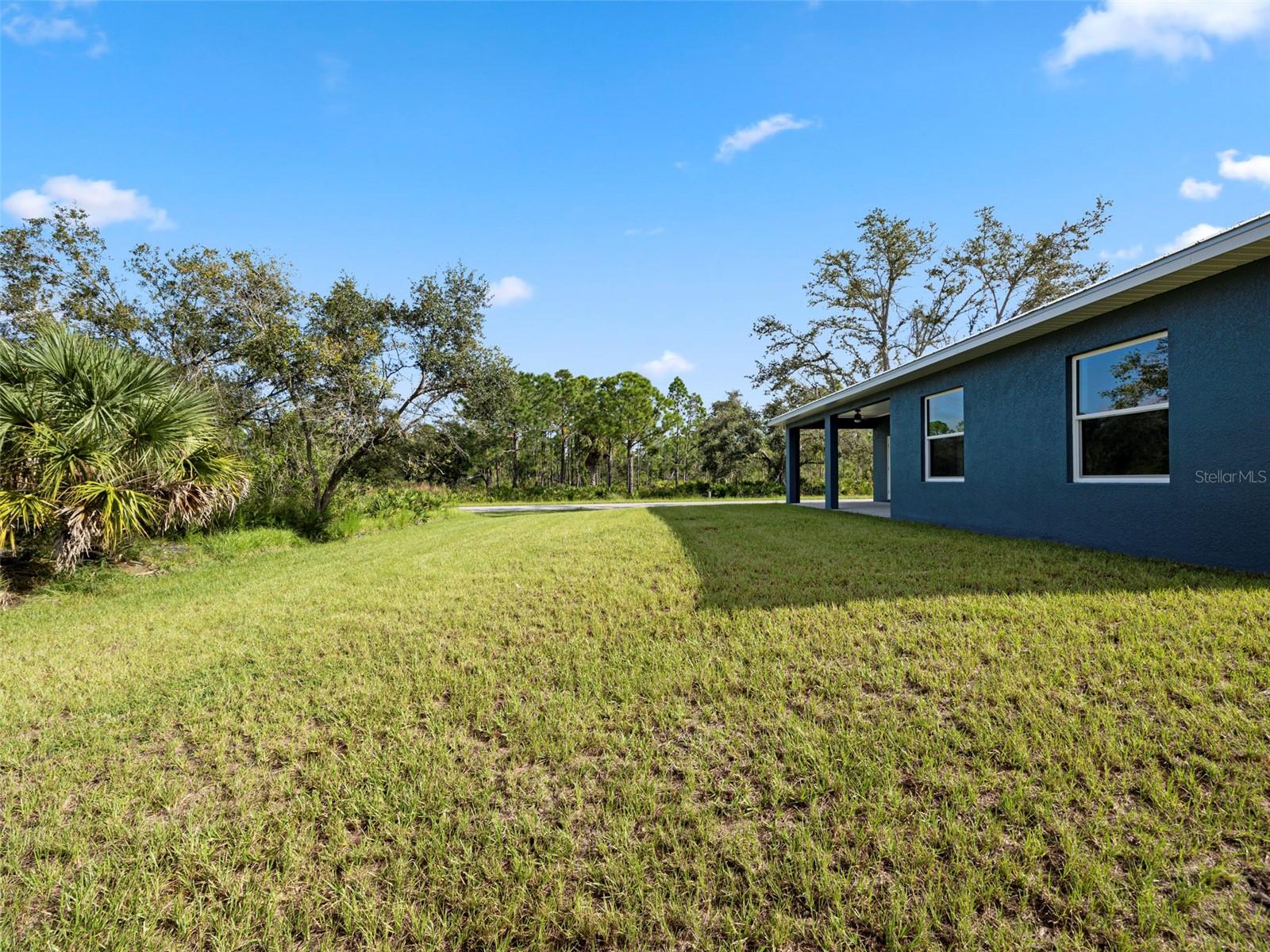 3215 DOUGLAS RD