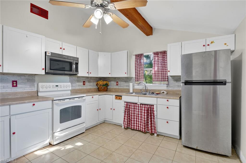 245 Hubbard AVE
