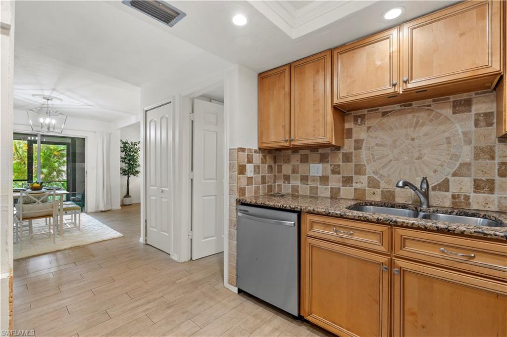 940 Augusta BLVD D939