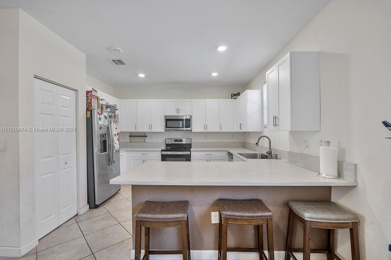 149 NE 24th Ter