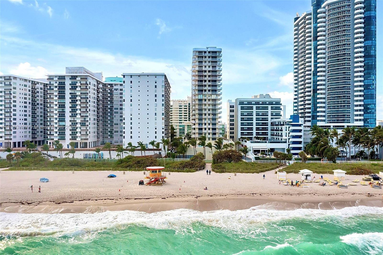 6061 Collins Ave # 14C