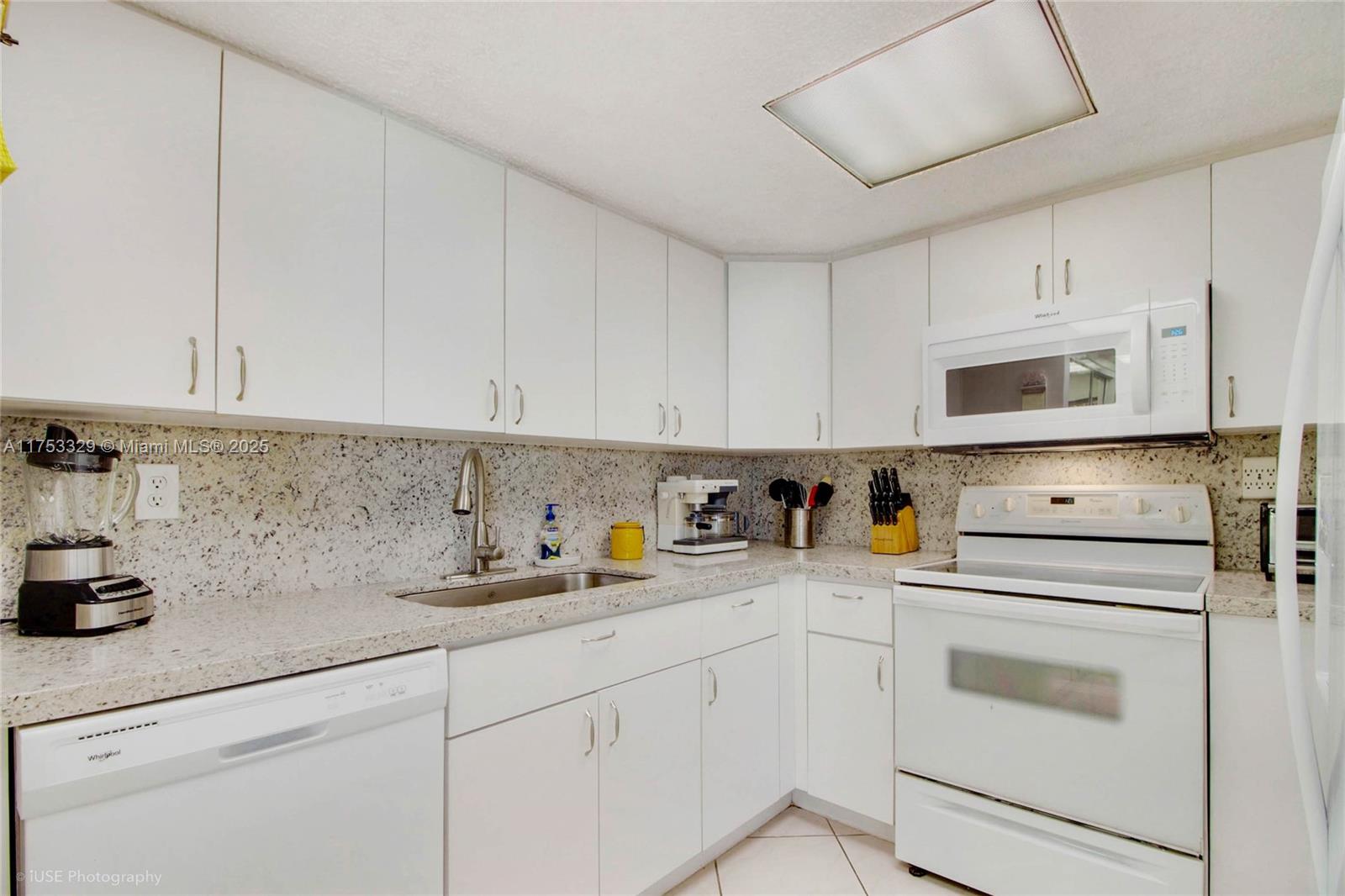 6061 Collins Ave # 14C
