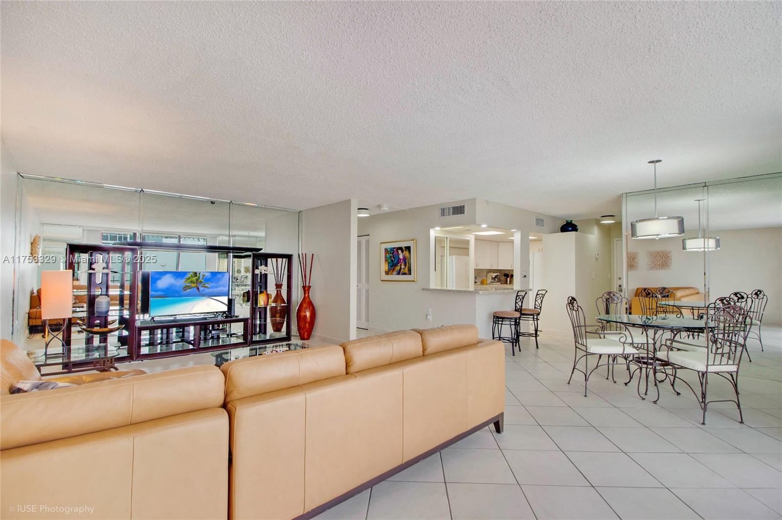 6061 Collins Ave # 14C