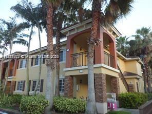 3390 NE 10th St # 204