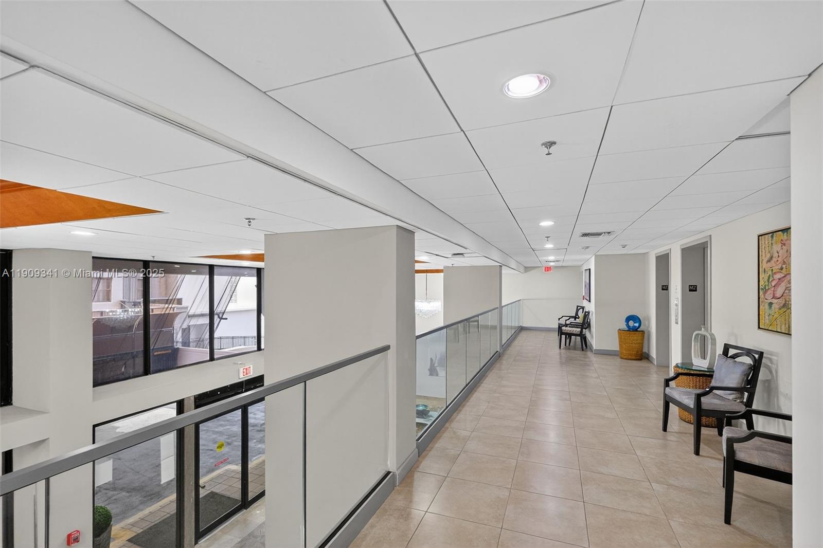 6061 Collins Ave # 7B