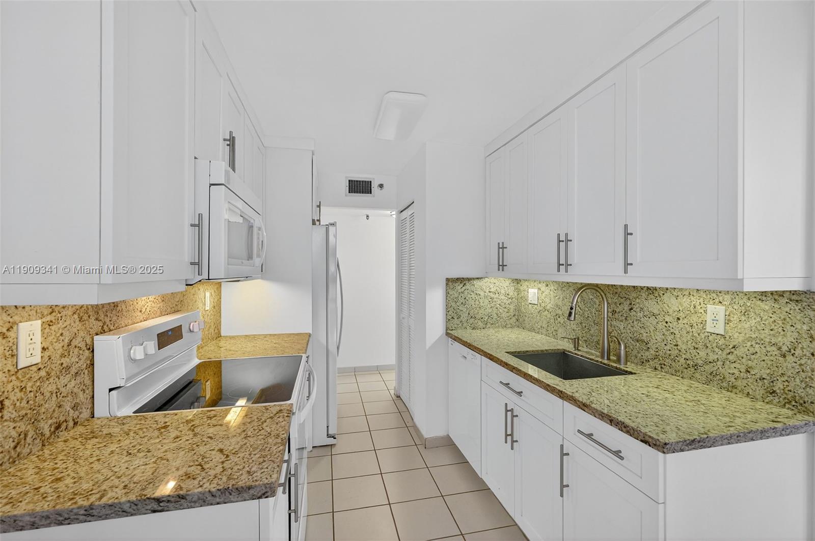 6061 Collins Ave # 7B