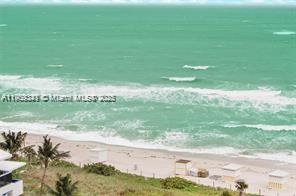 6061 Collins Ave # 7B