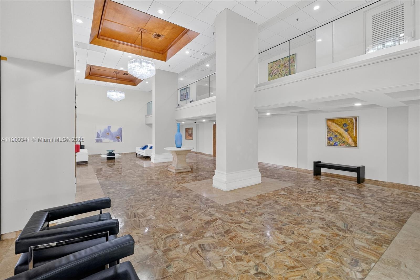 6061 Collins Ave # 7B