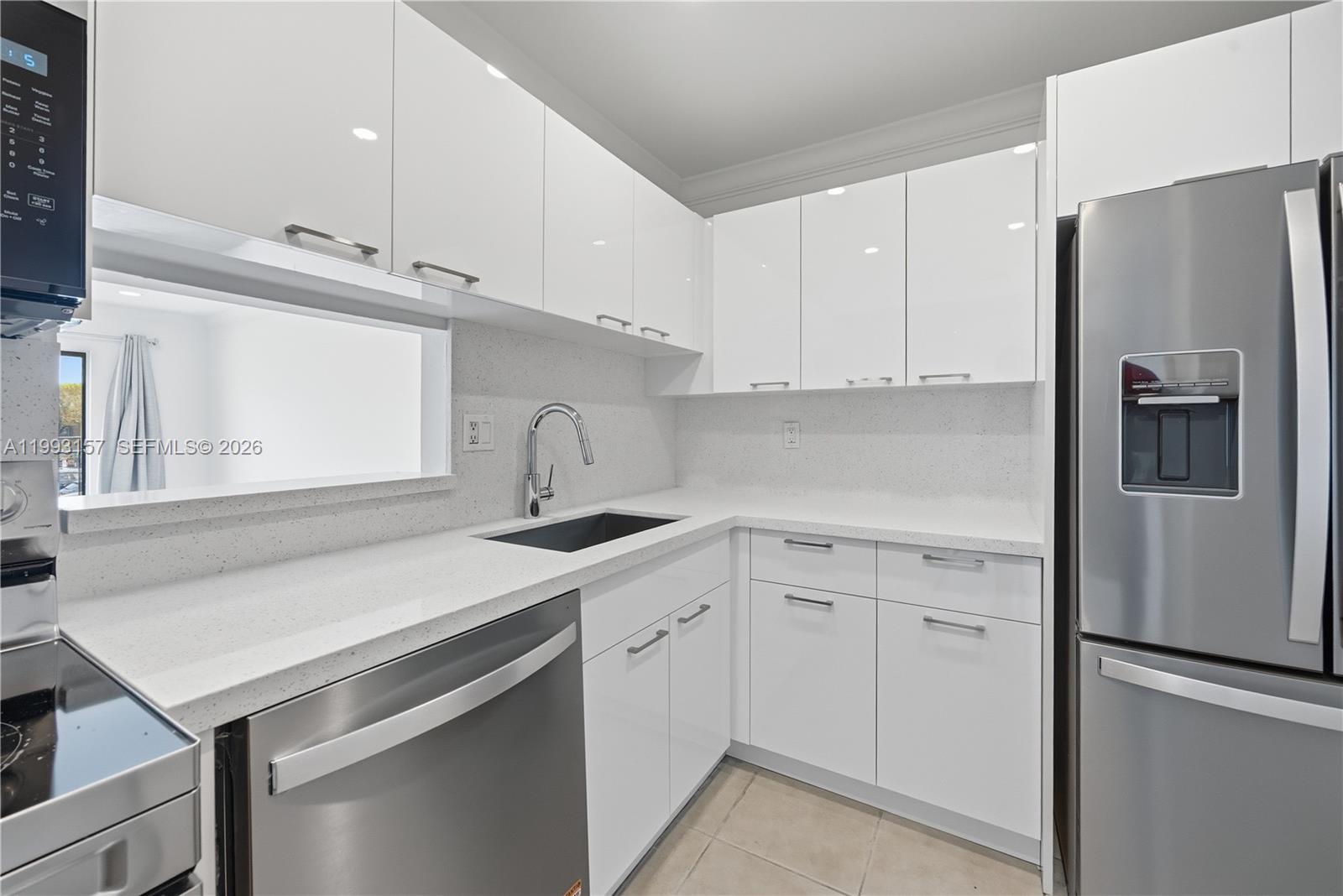 10431 N Kendall Dr # D204