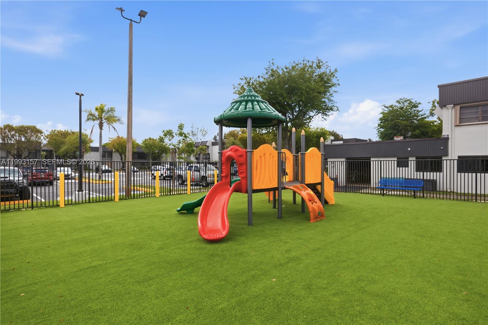 10431 N Kendall Dr # D204