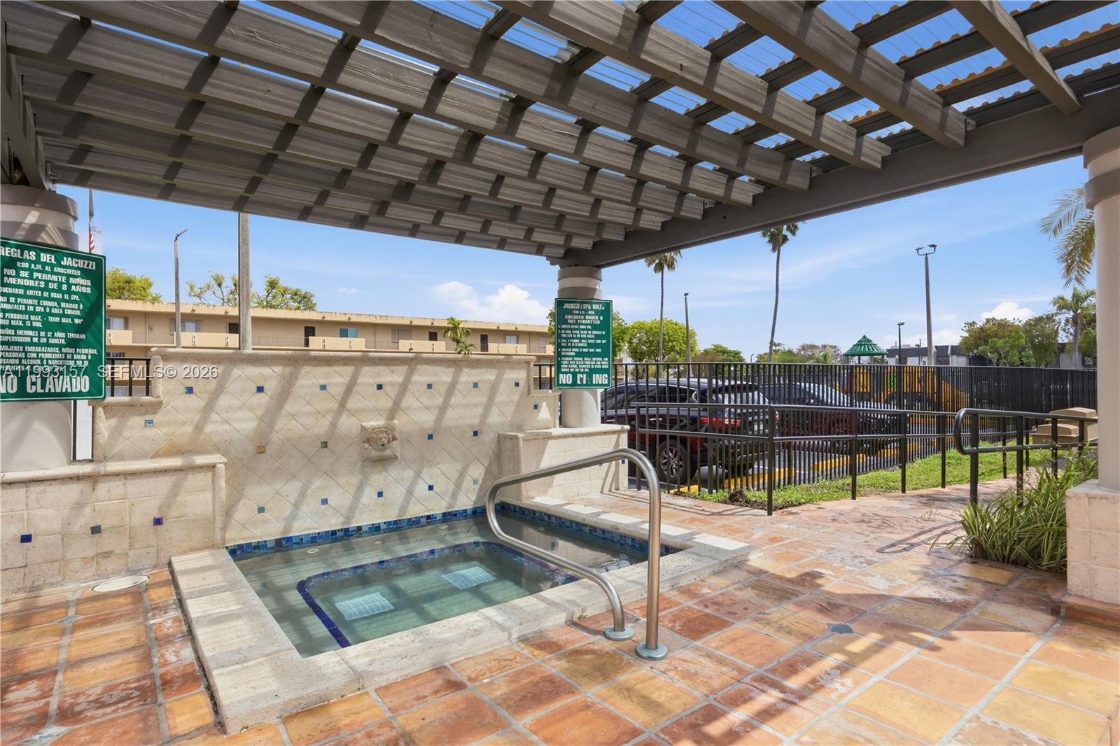 10431 N Kendall Dr # D204