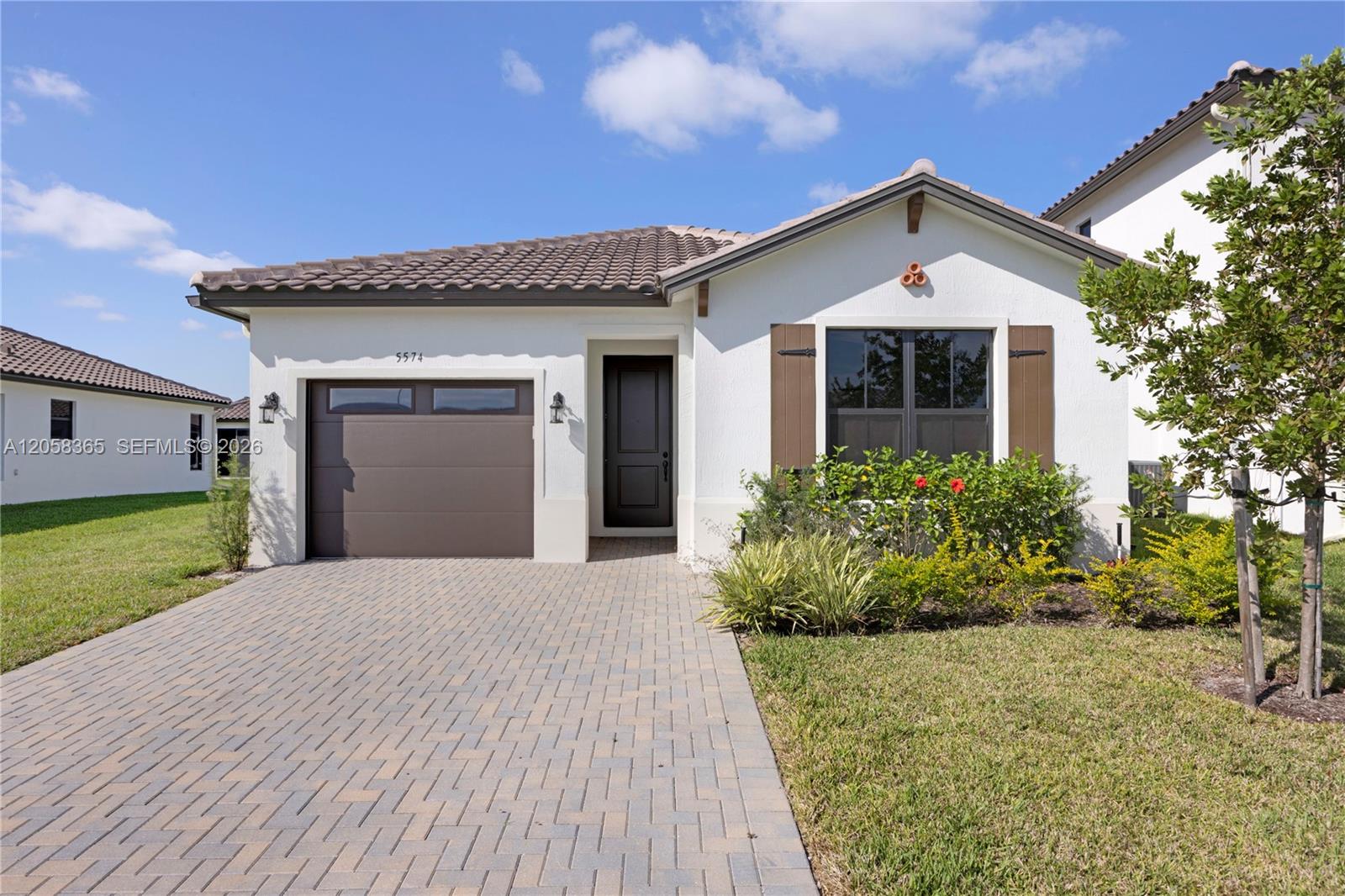 5574 Cassidy lane