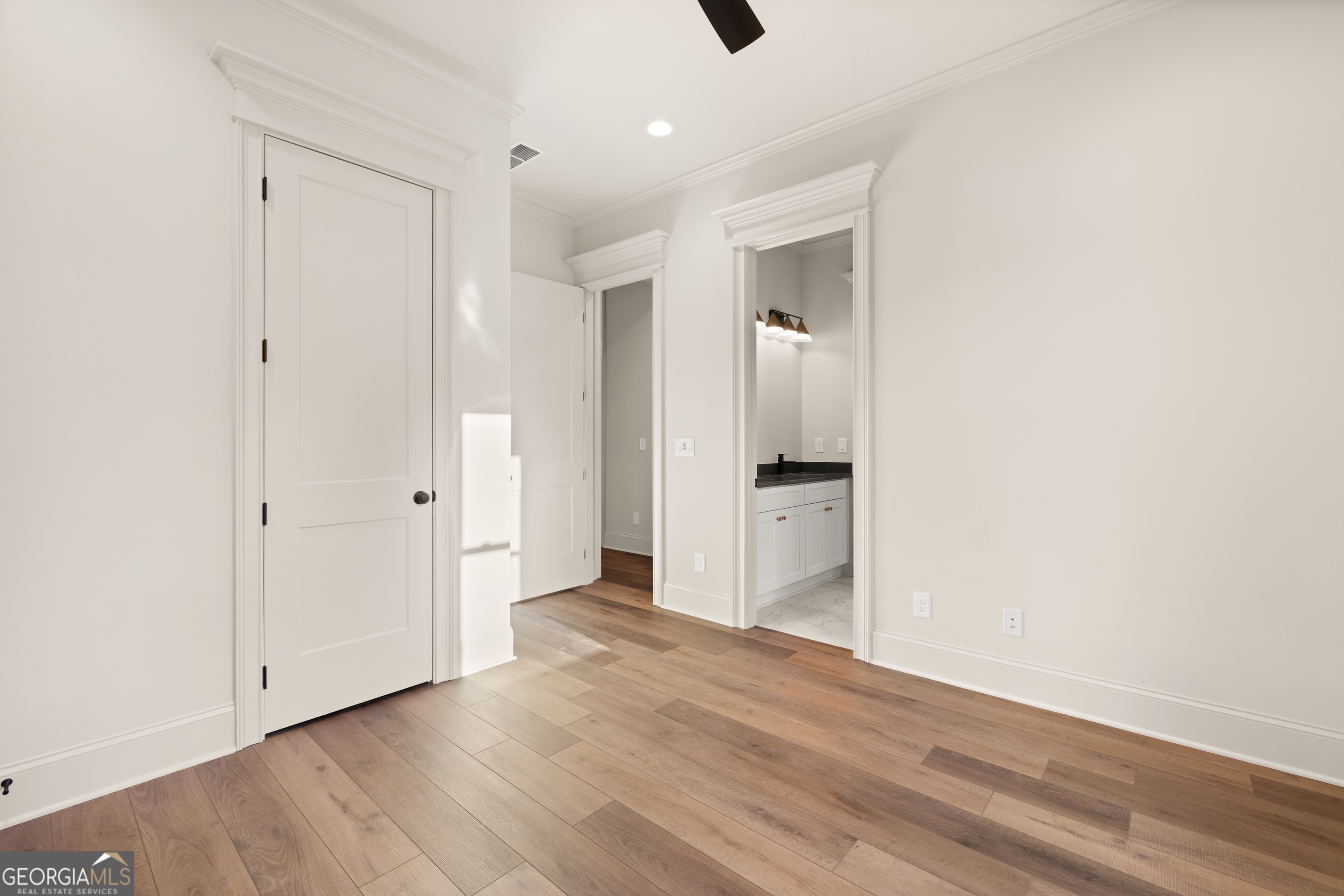 172 Iroquois Court