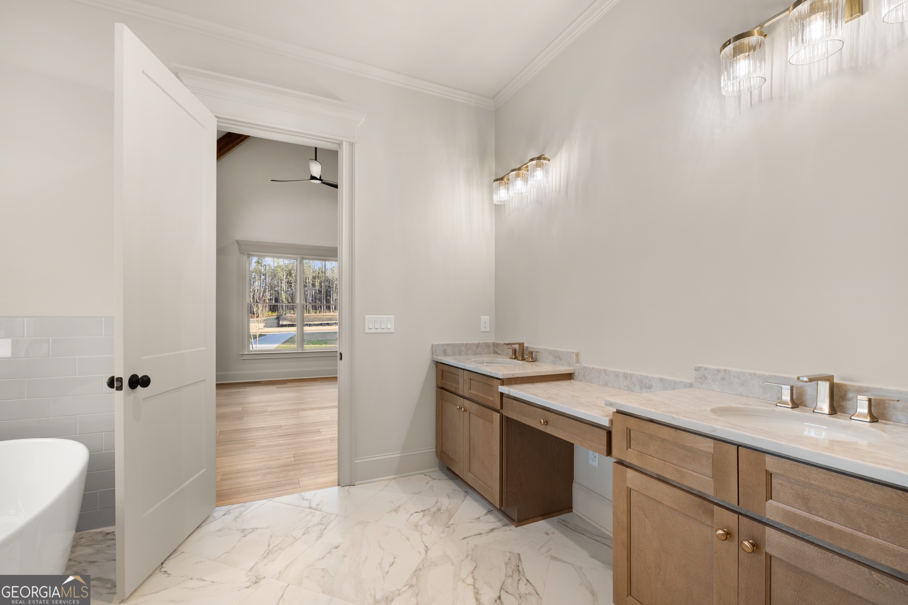 172 Iroquois Court