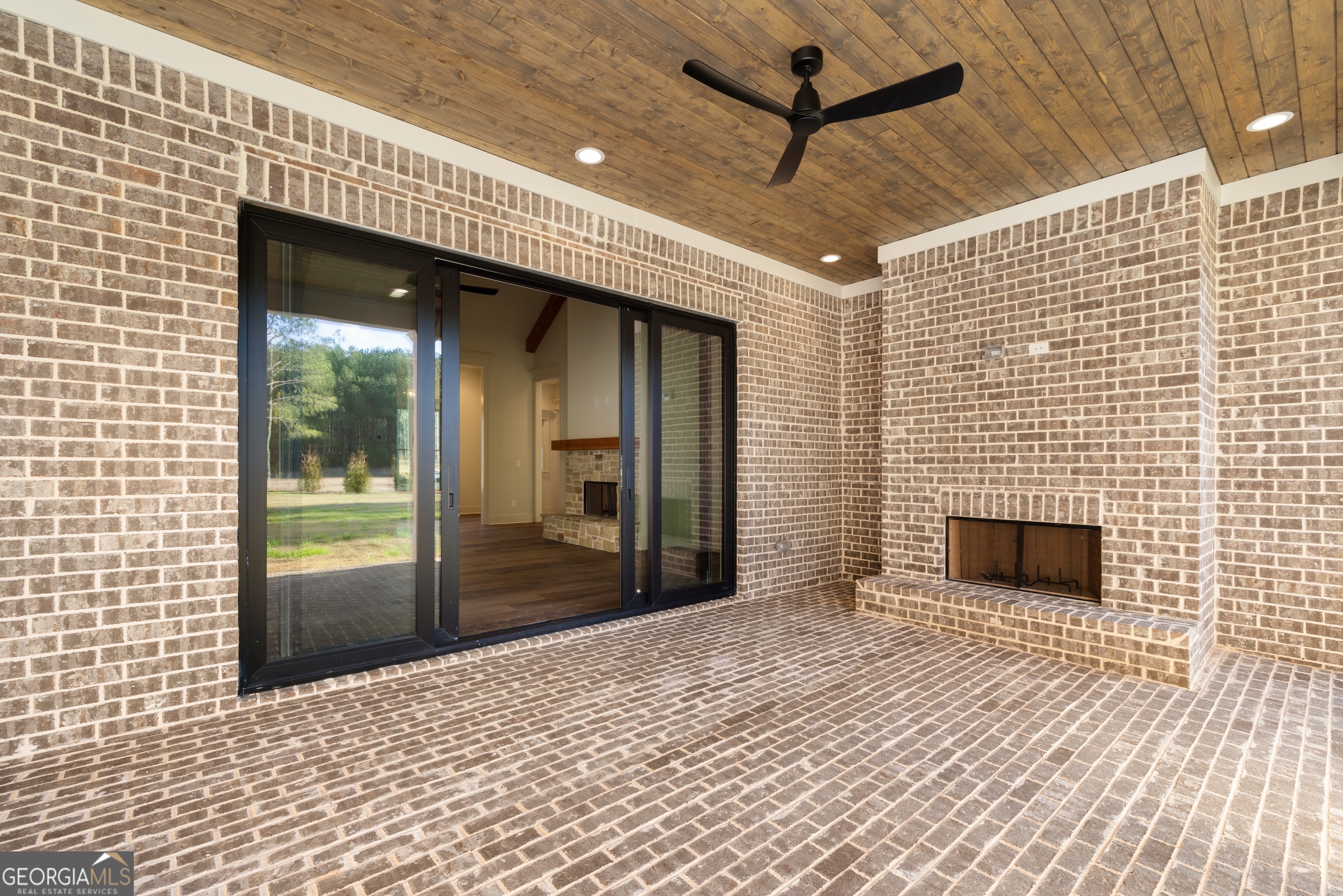 172 Iroquois Court