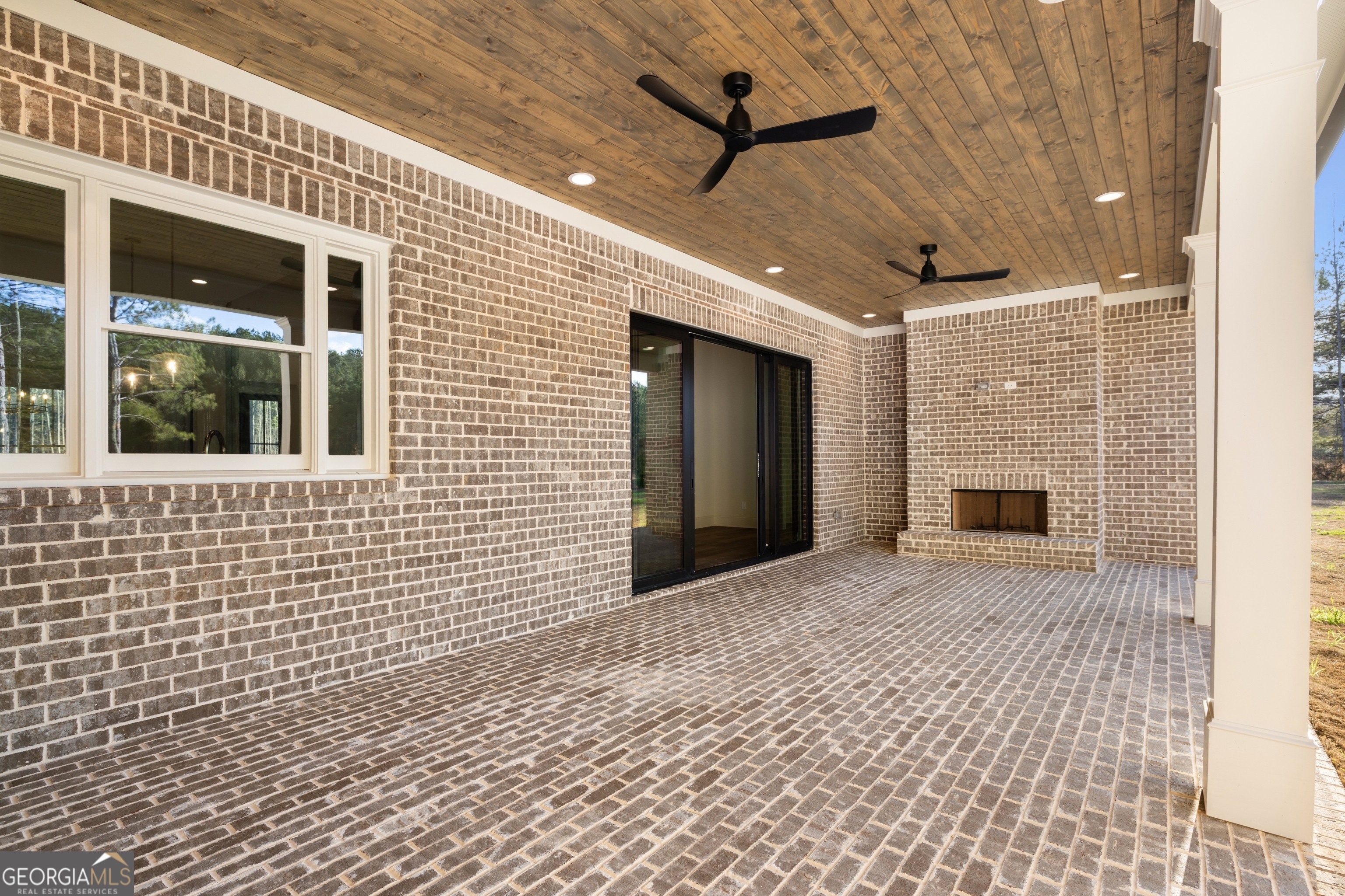 172 Iroquois Court