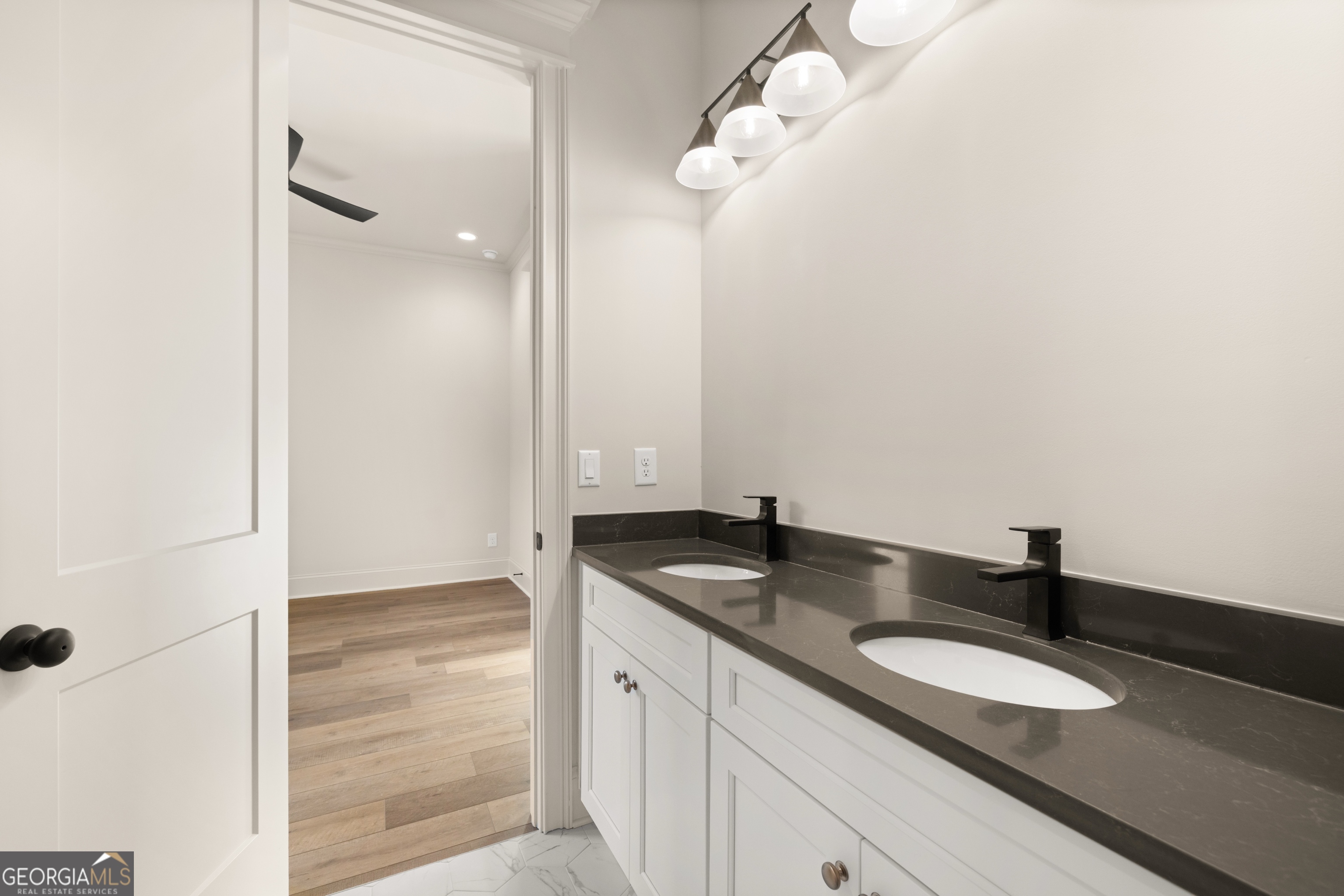 172 Iroquois Court