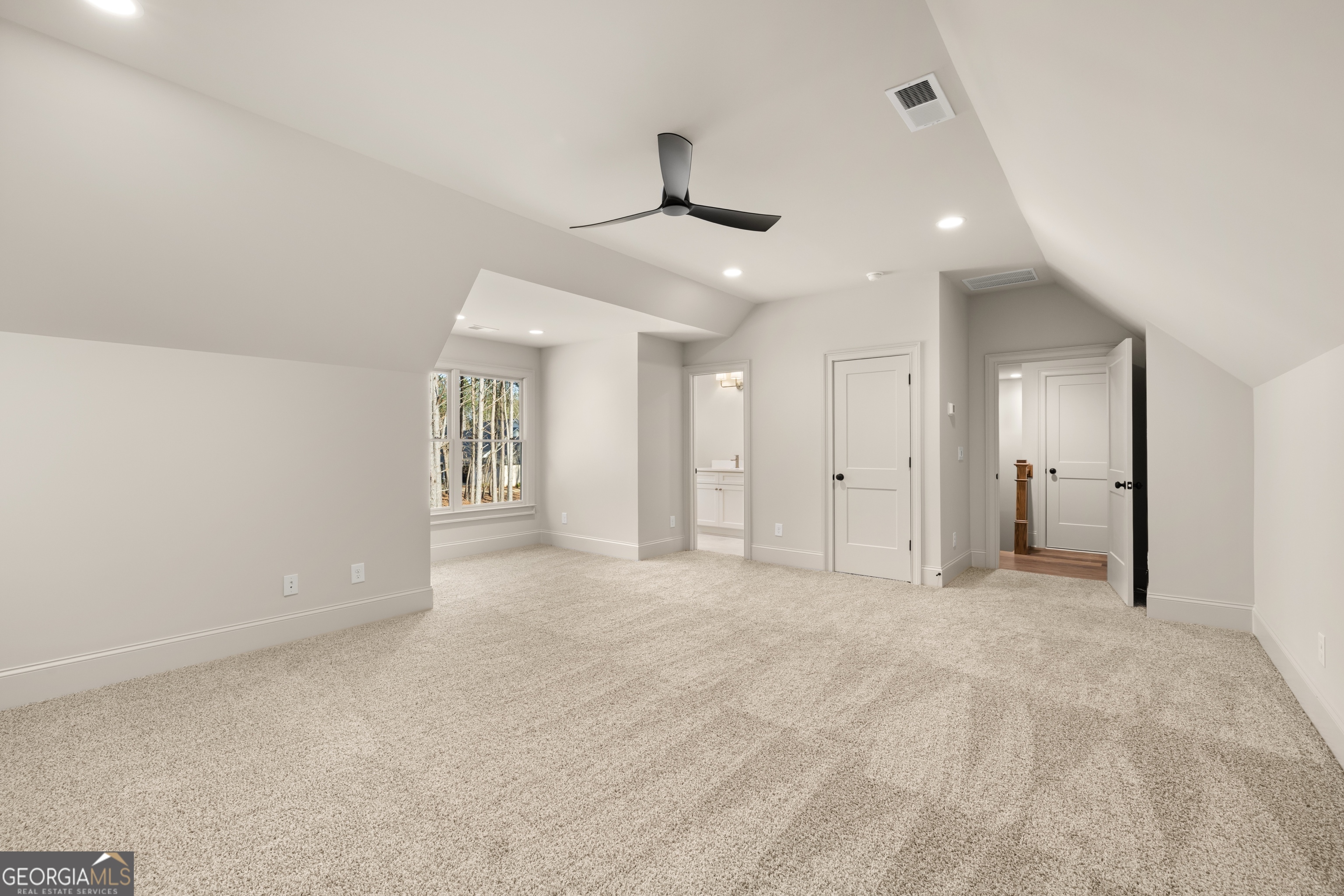 172 Iroquois Court
