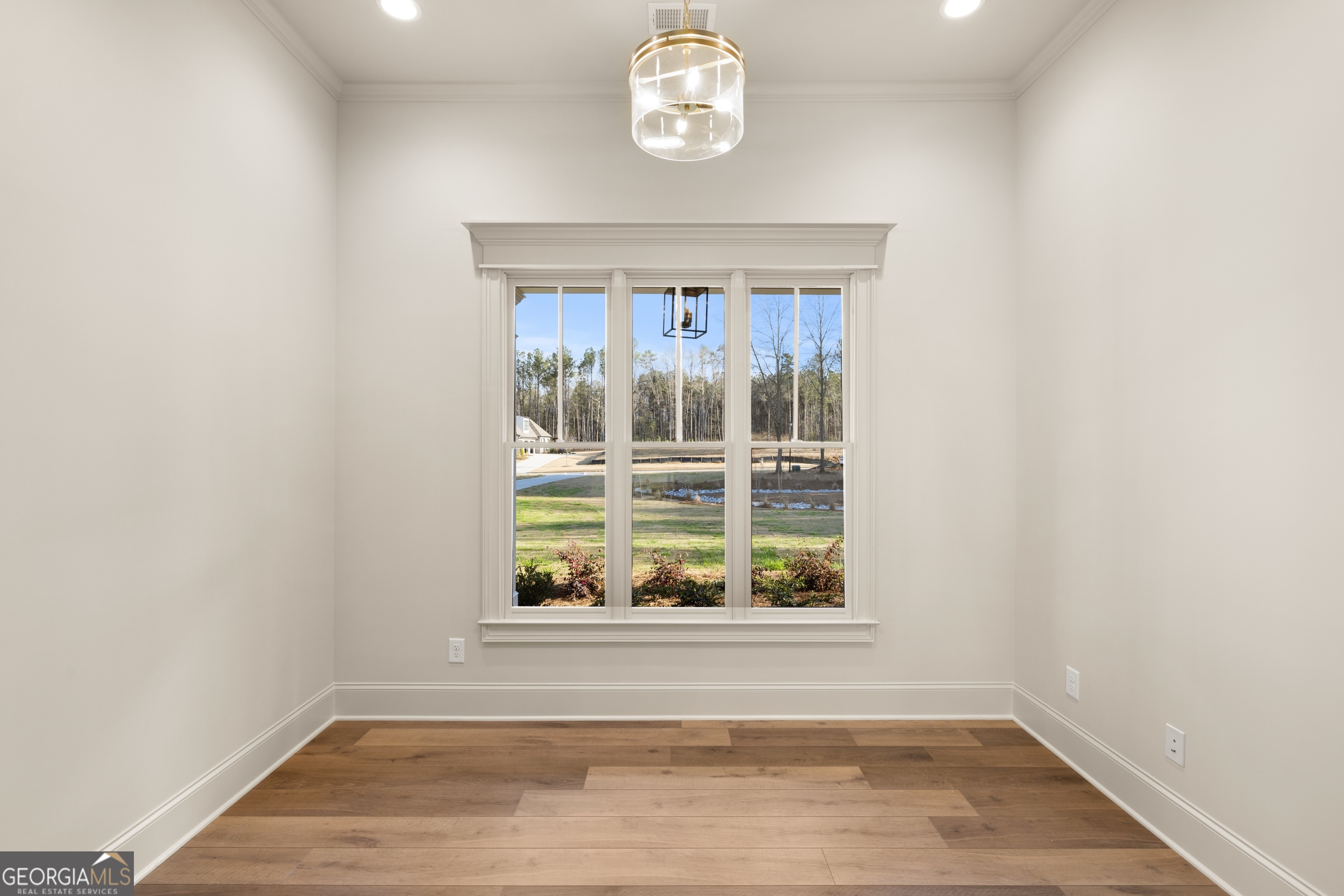 172 Iroquois Court