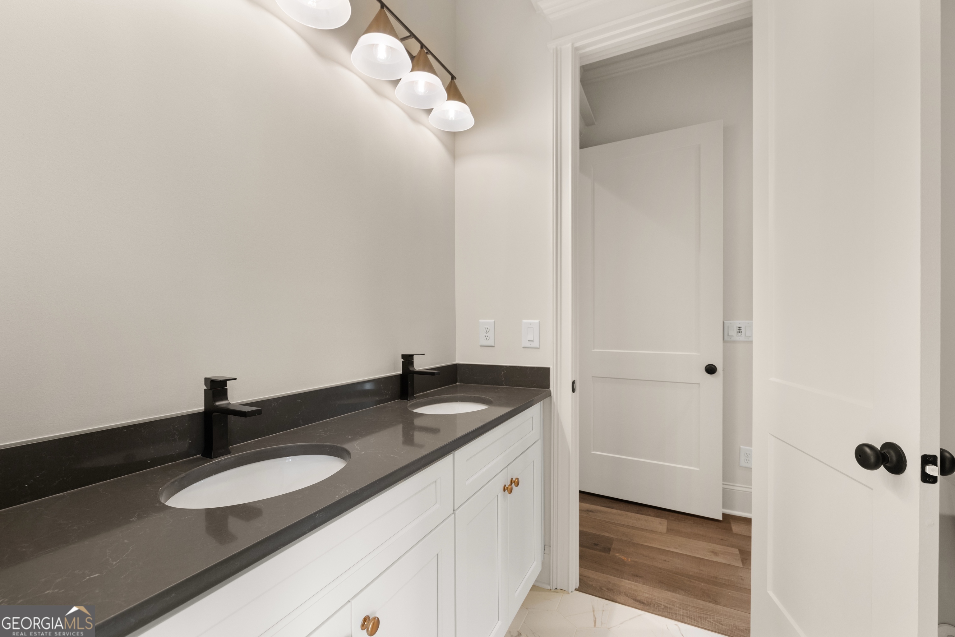 172 Iroquois Court