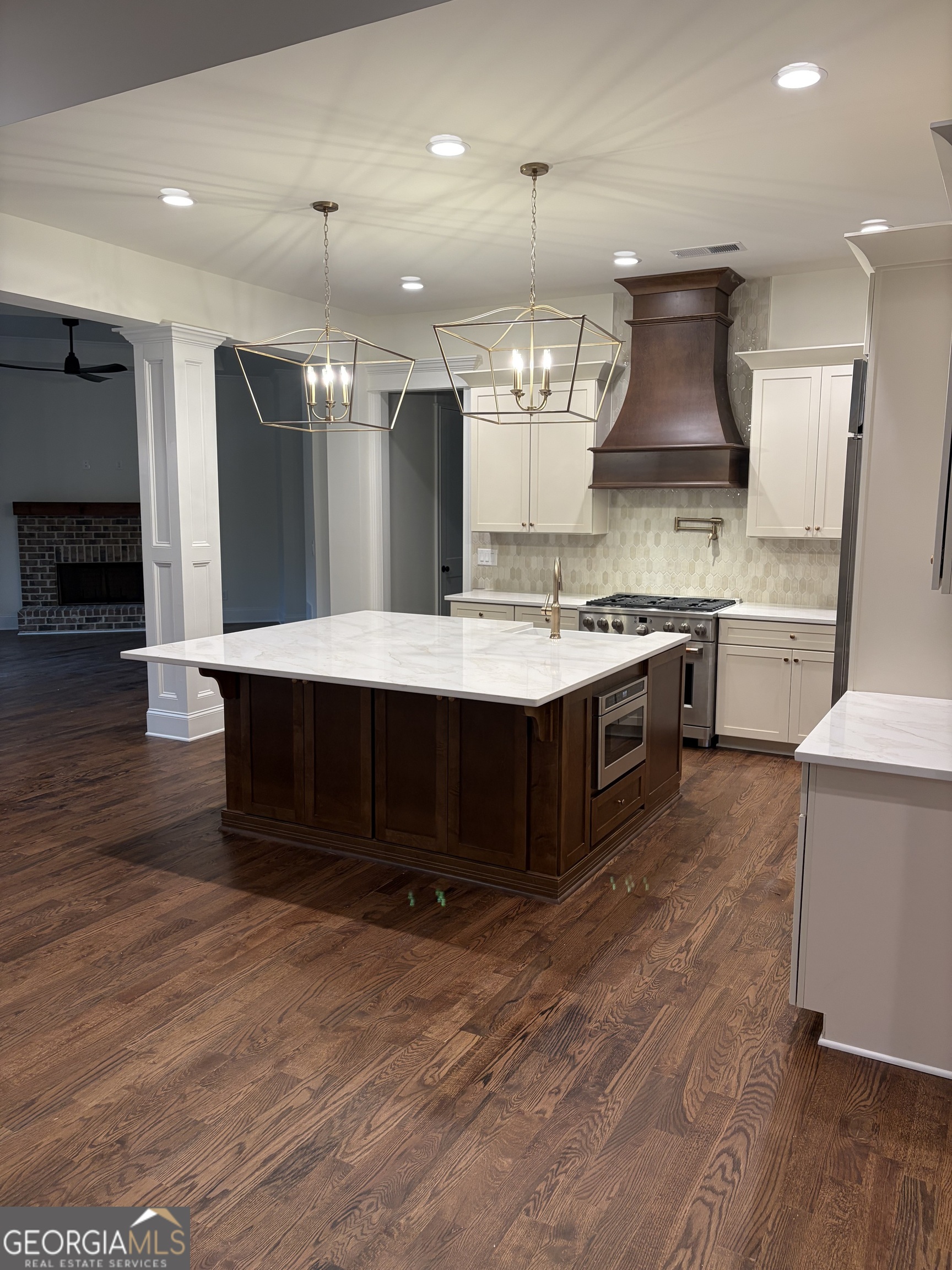 252 Iroquois Court