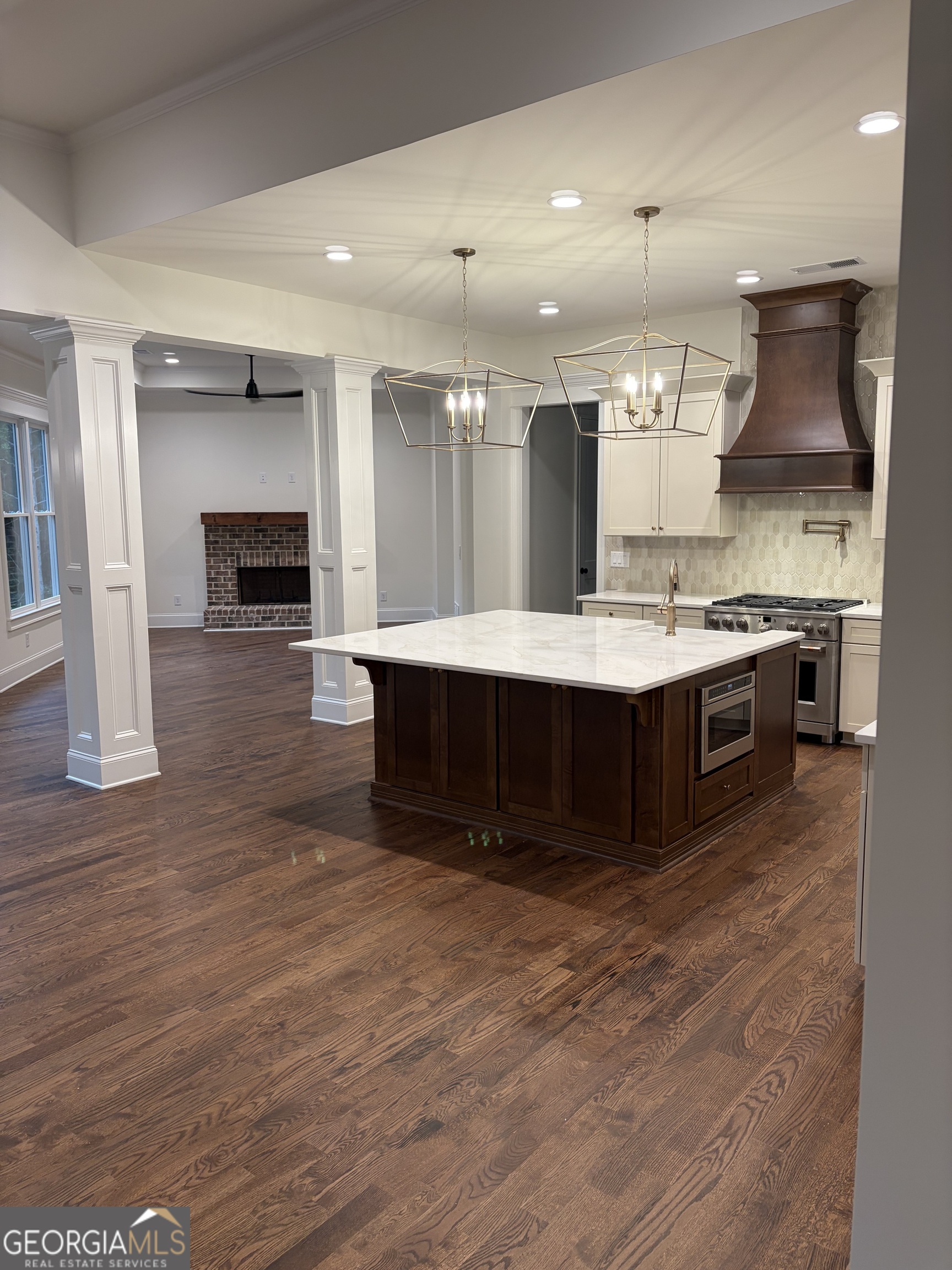 252 Iroquois Court